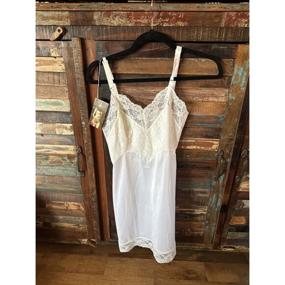 Vintage Burlington Knit Fabrics Burmilaire Anti Static Tricot Dainty Slip - Picture 2 of 15